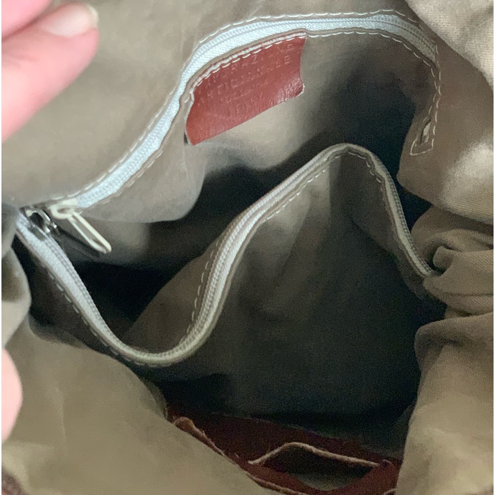 Italian Leather Bag - Picture 4 of 9
